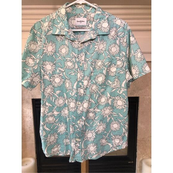 Goodfellow & Co. Men’s Light Blue Sunflower Print Short Sleeve Collared T-Shirt - Picture 2 of 7